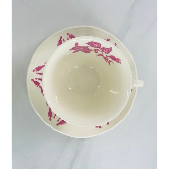 2 Williamsburg Husk by WEDGWOOD Footed Cup & Saucer Set, Teacup Ribbon Floral - Picture 6 of 11